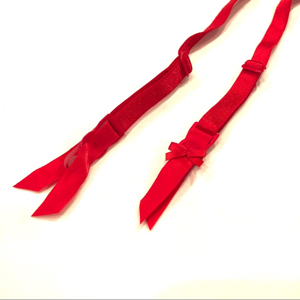 NWT Victoria’s Secret Red Lace Garter Belt - Picture 3 of 8